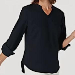Elizabeth & Clarke Woven Top With Roll Cuff Black Classic Chic Transitional